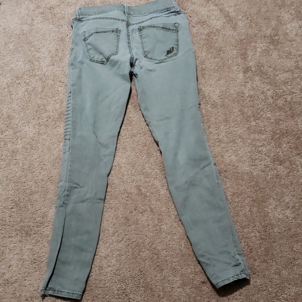 Jeans - Picture 2 of 2